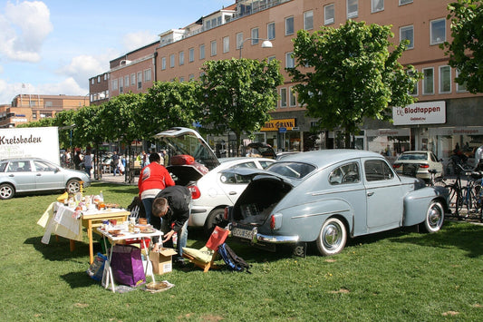 The Ultimate Car Boot Sale Selling Guide: 13 Tips to Make Money